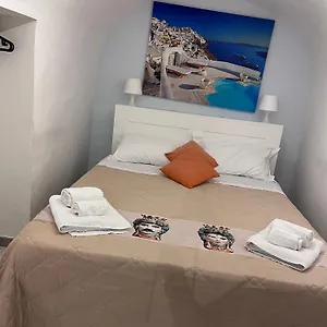 casa-franchi.taorminaitalyhotels.com/